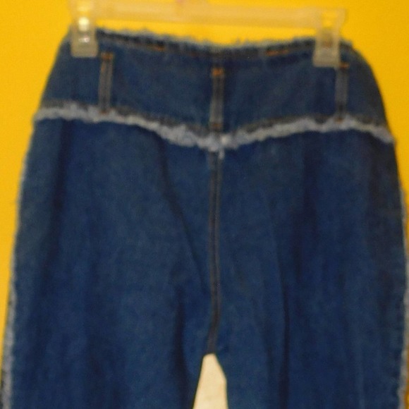 Committed frayed waist, seams & hem denim jeans - Picture 2 of 7